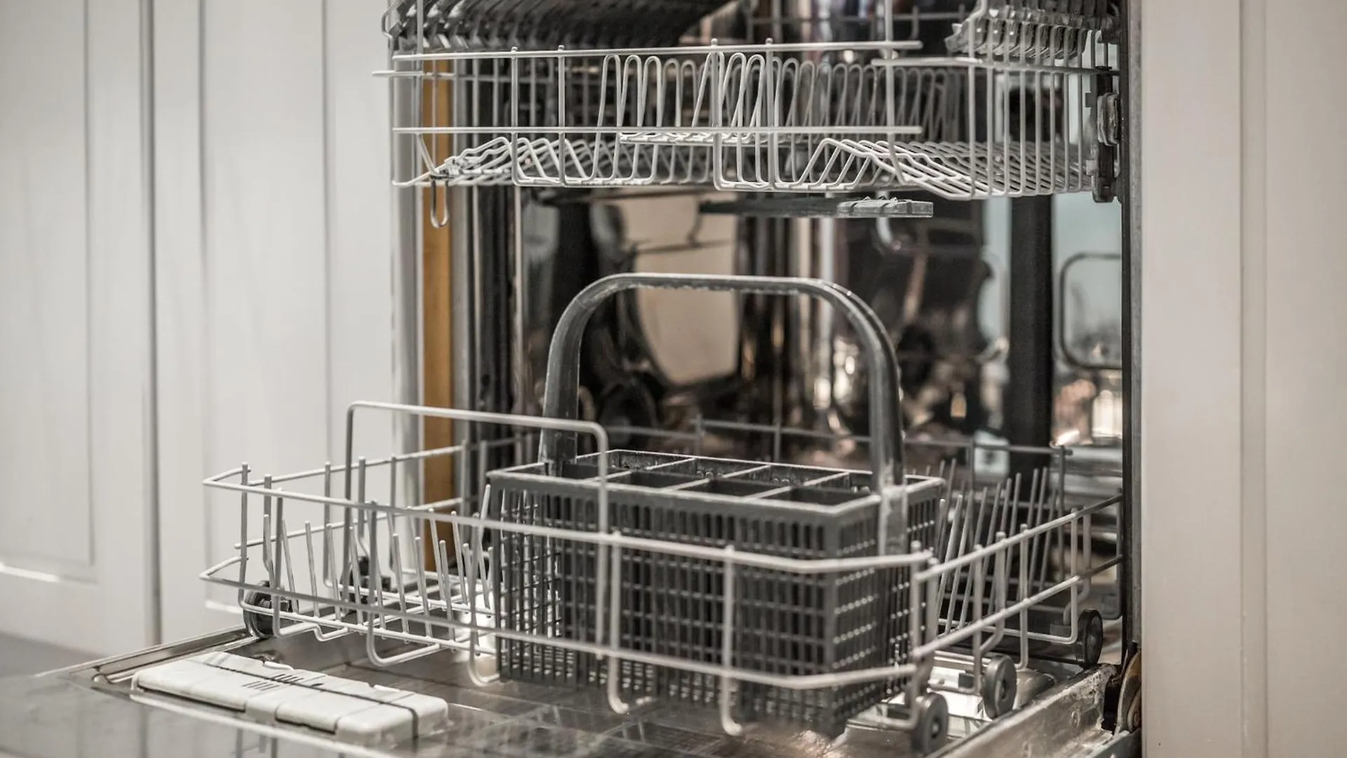 Vivimihome - Elegant Apartment 10 Minutes From The Duomo Milán