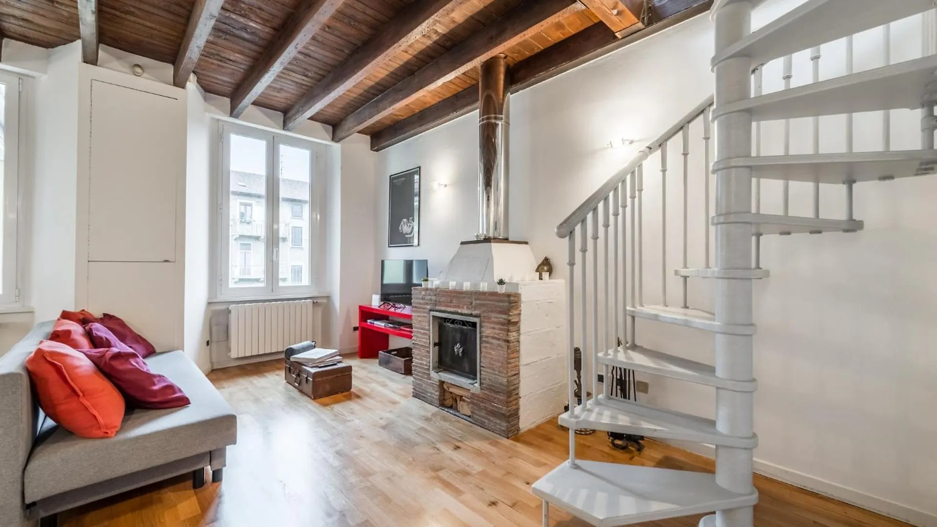 Vivimihome - Elegant Apartment 10 Minutes From The Duomo Milán 0*,  Italia