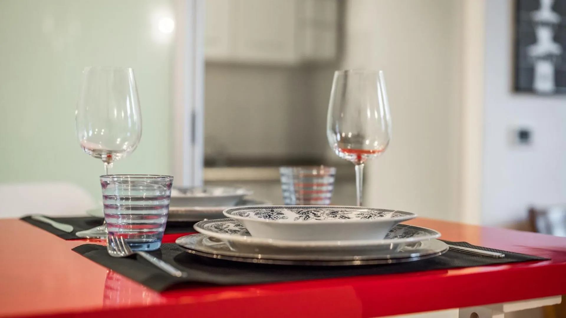 Vivimihome - Elegant Apartment 10 Minutes From The Duomo Milán Italia